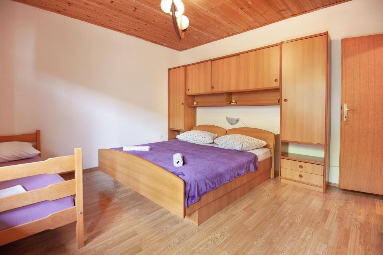 Apartments Lile Brela Ngoại thất bức ảnh