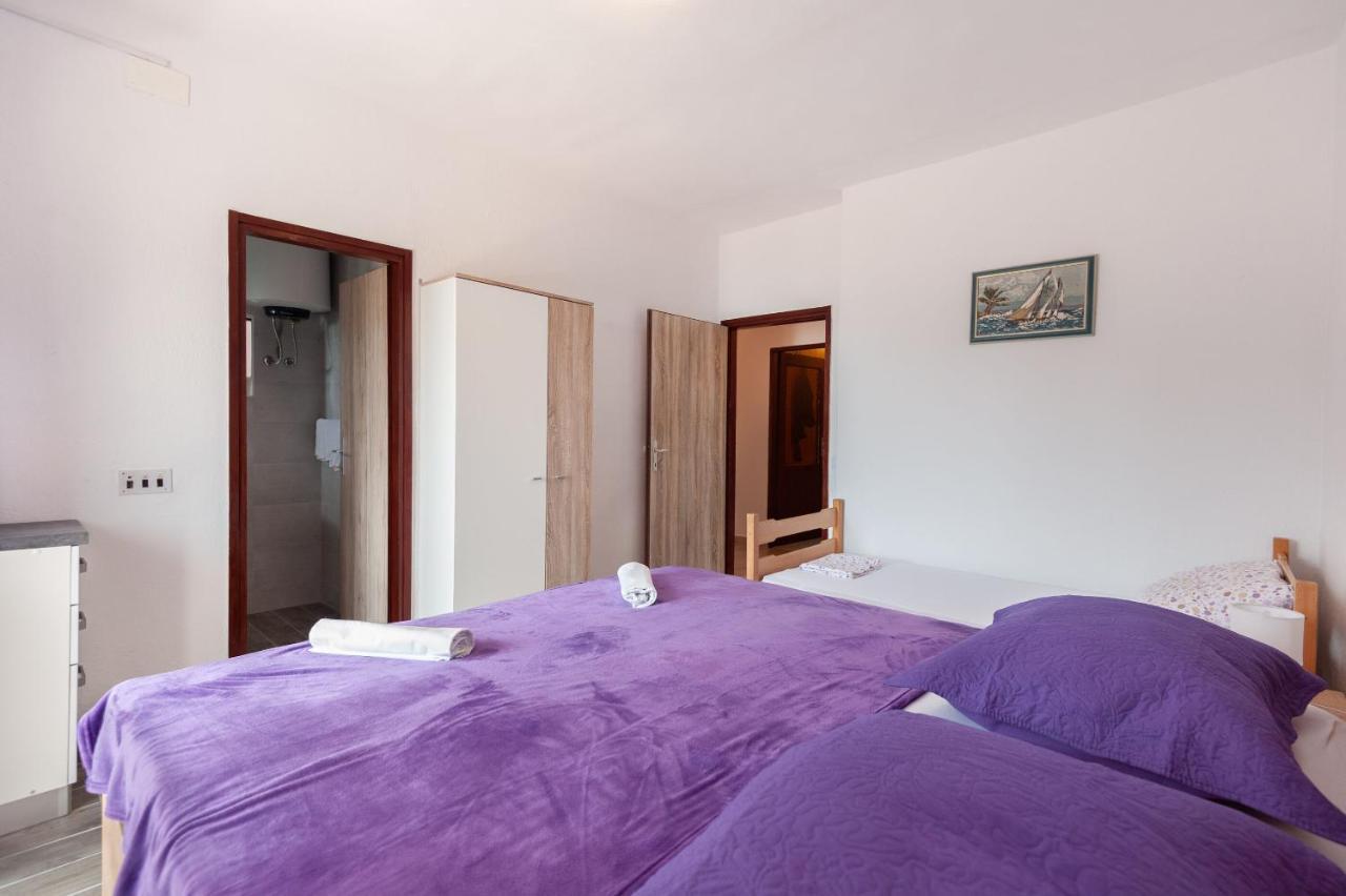 Apartments Lile Brela Ngoại thất bức ảnh