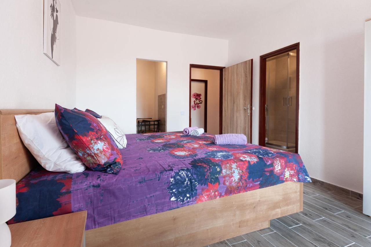 Apartments Lile Brela Ngoại thất bức ảnh