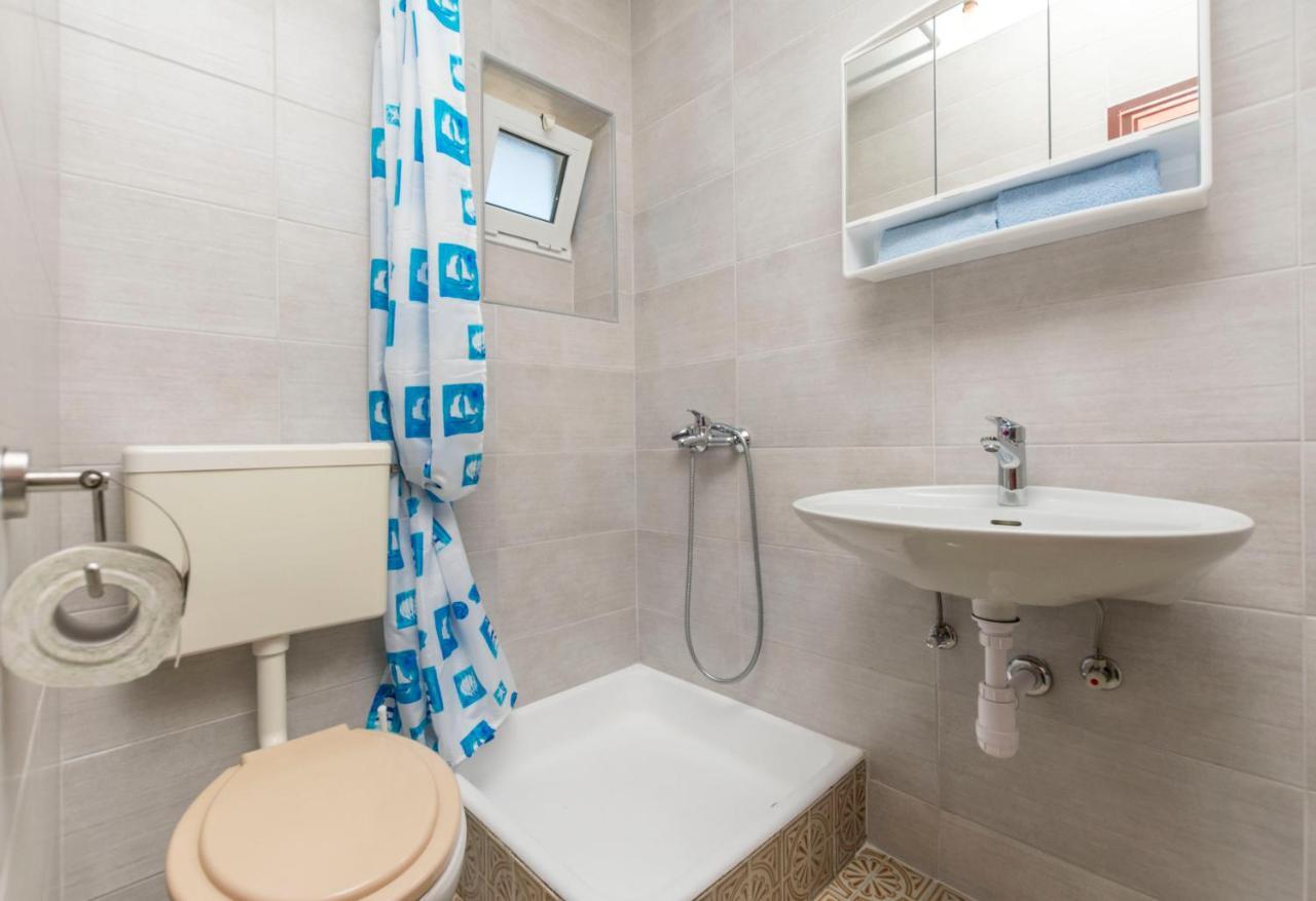 Apartments Lile Brela Ngoại thất bức ảnh